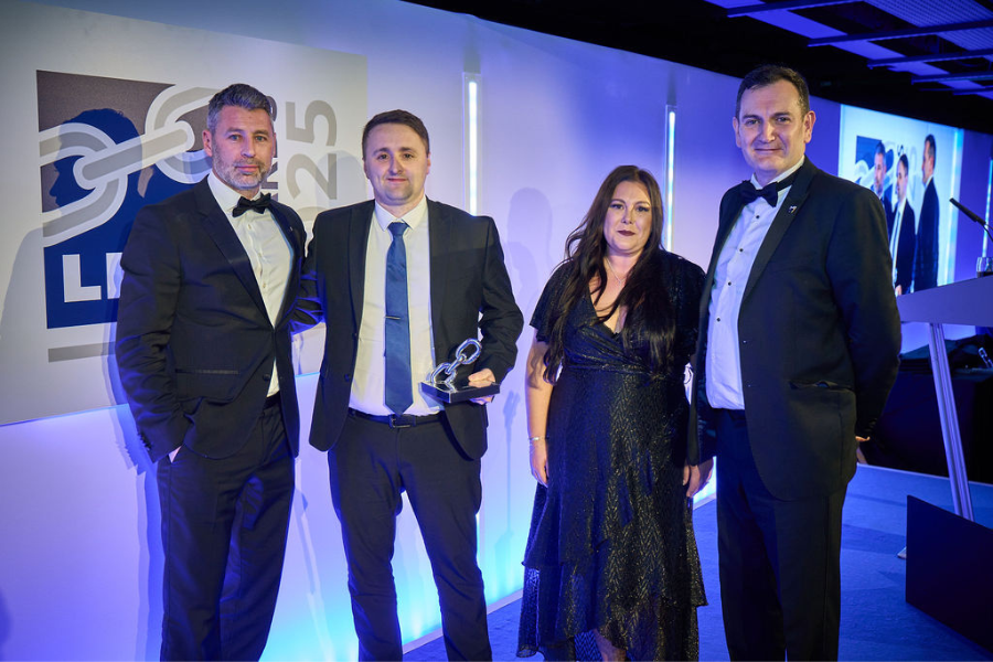 Excellence in Service Innovation - Winners Photo
